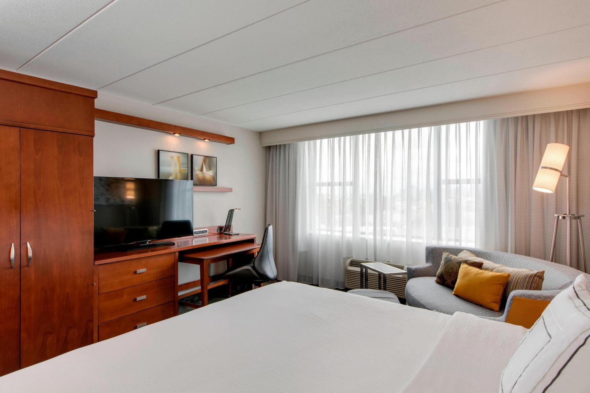 Hotel Courtyard By Marriott Boston Logan Airport Exteriér fotografie