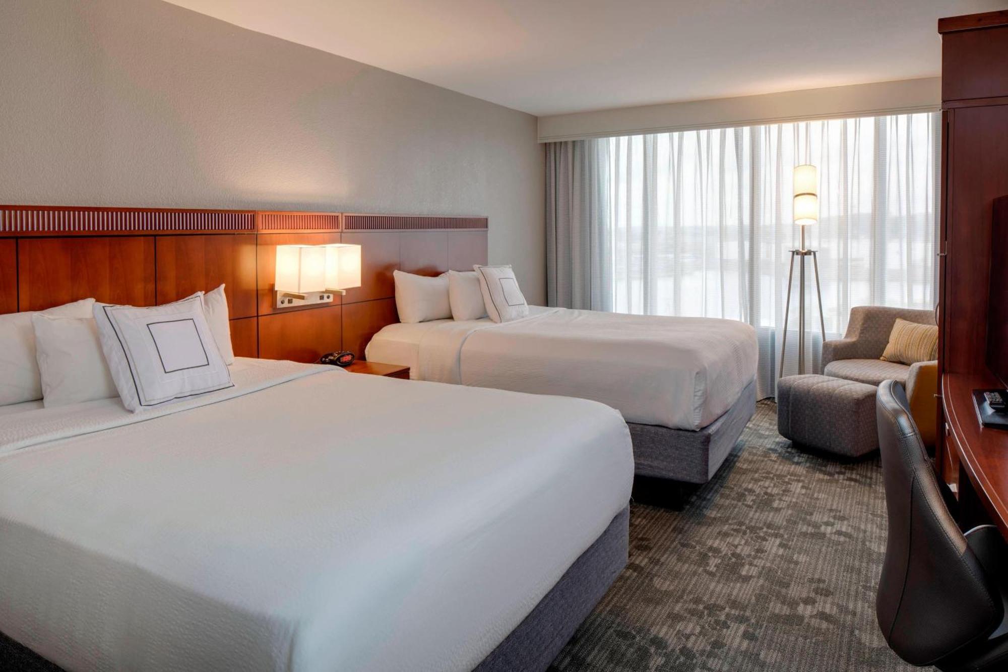 Hotel Courtyard By Marriott Boston Logan Airport Exteriér fotografie