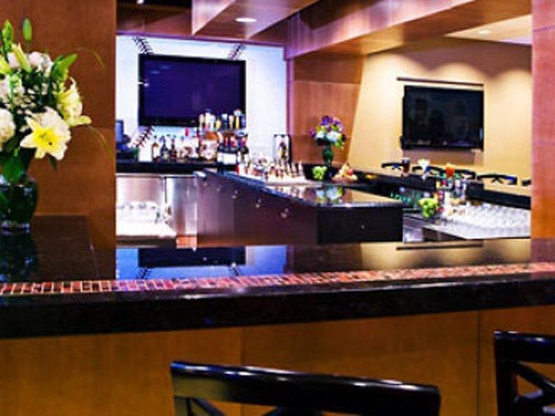 Hotel Courtyard By Marriott Boston Logan Airport Exteriér fotografie